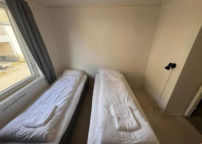 דירה Trolltunga For Up To 5 People With Balcony