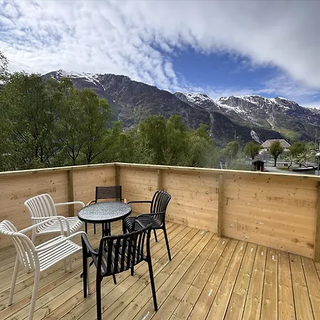 Apartamento Trolltunga For Up To 5 People With Balcony *